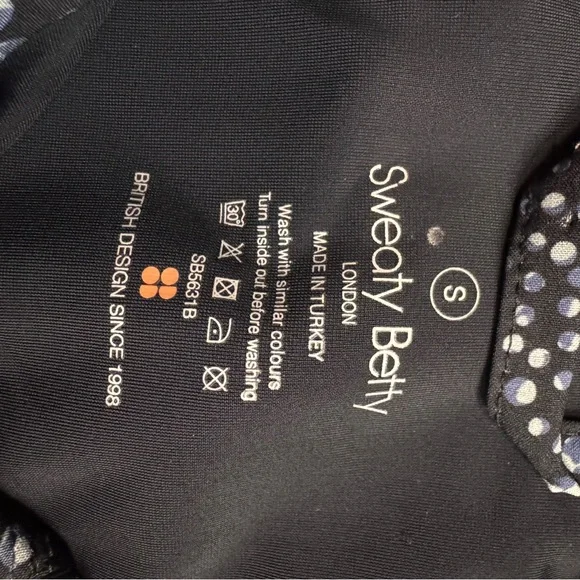 Sweaty Betty Fast Track Running Jacket - Picture 7 of 12